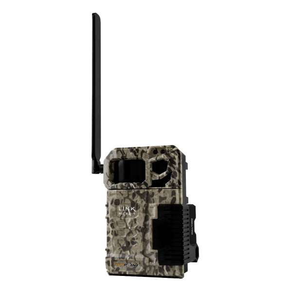 Trail Cameras: Your Go-To Equipment for Hunting Success