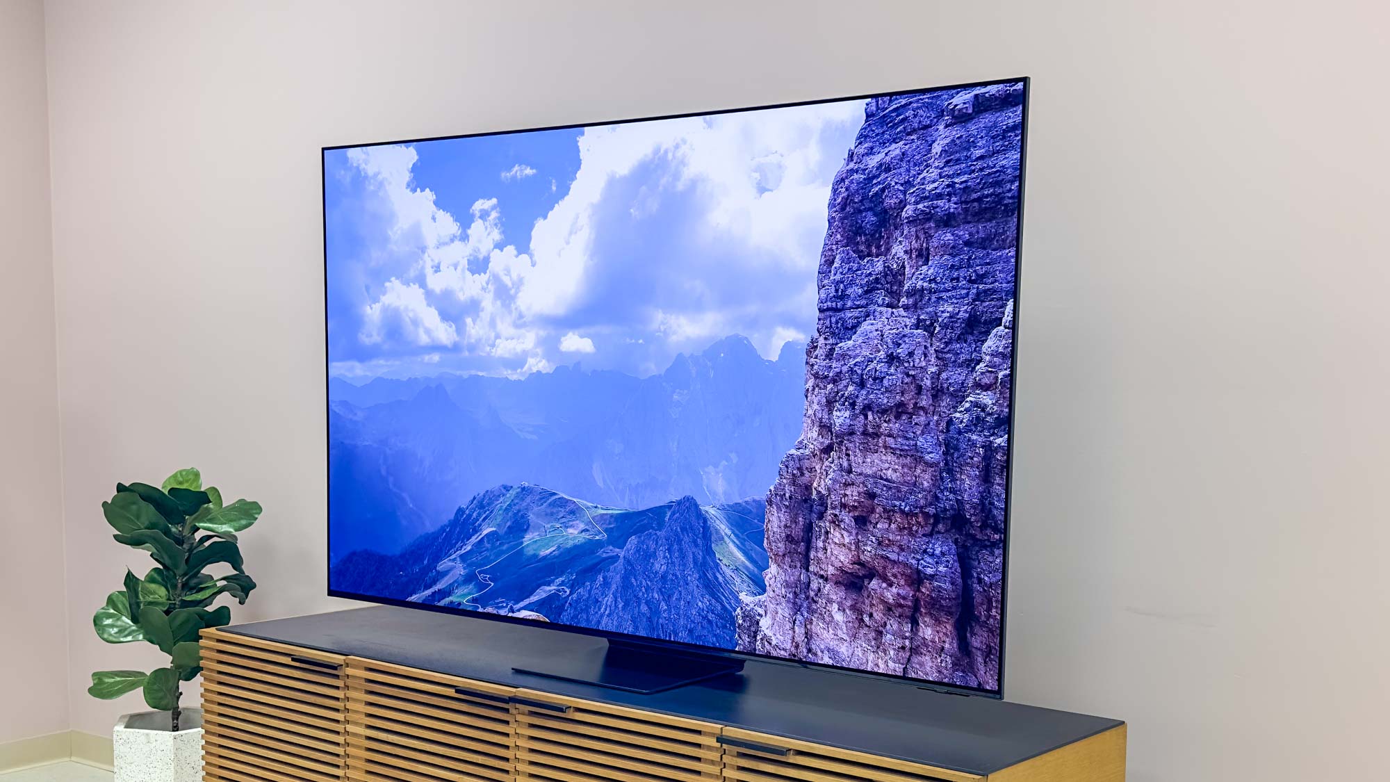 The LG C3 Evo OLED TV: Revolutionizing Home Entertainment