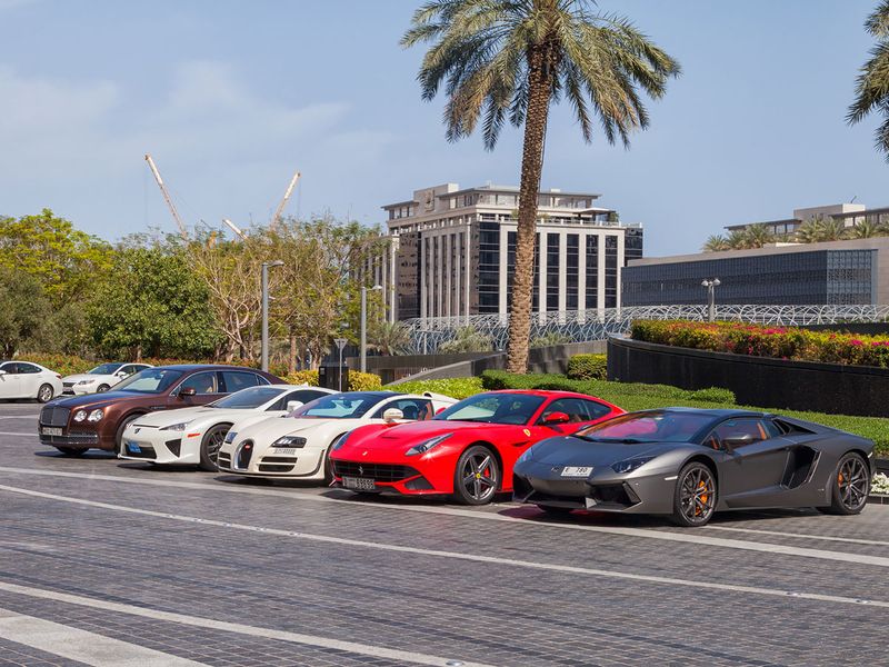 Daily car rental in Dubai for a Memorable Dubai Journey